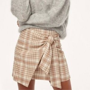 Aritzia Wilfred Wrap-Front Skirt